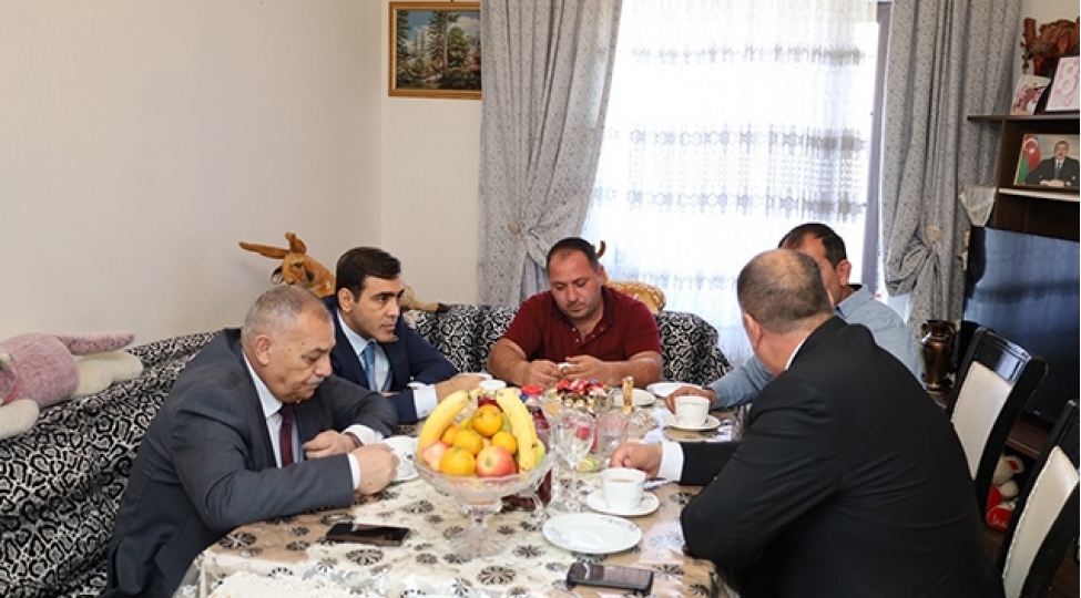 anar-memmedov-talishda-sechicileri-ile-gorushub