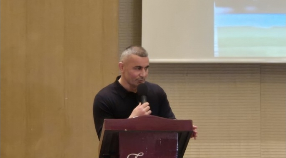 ilin-meshqchisi-sechilen-qurban-qurbanov-mukafatlandirilib-2