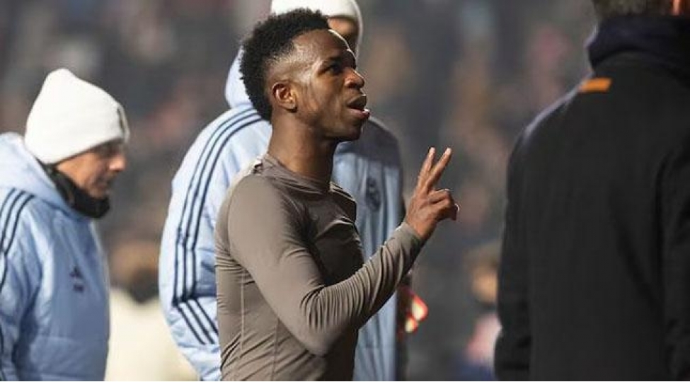 vinisius-junior-cezalandirila-biler