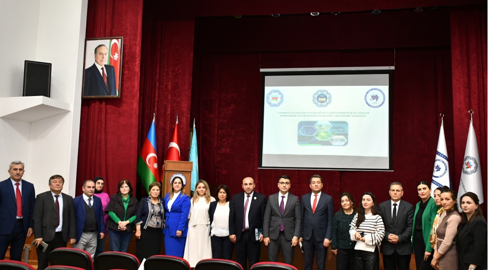 ahik-ve-amea-azad-hemkarlar-ittifaqinin-birge-teshkilatchiligi-ile-tedbir-kechirilib