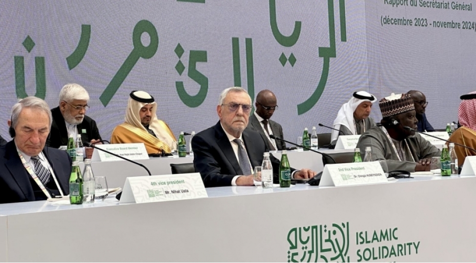 mok-rehberliyi-islam-hemreyliyi-idman-assosiasiyasinin-13-cu-bash-assambleyasinda-ishtirak-edib