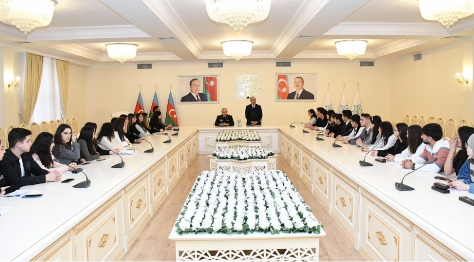 sumqayitda-heyder-eliyev-mektebinin-dorduncu-meshgelesi-kechirilib