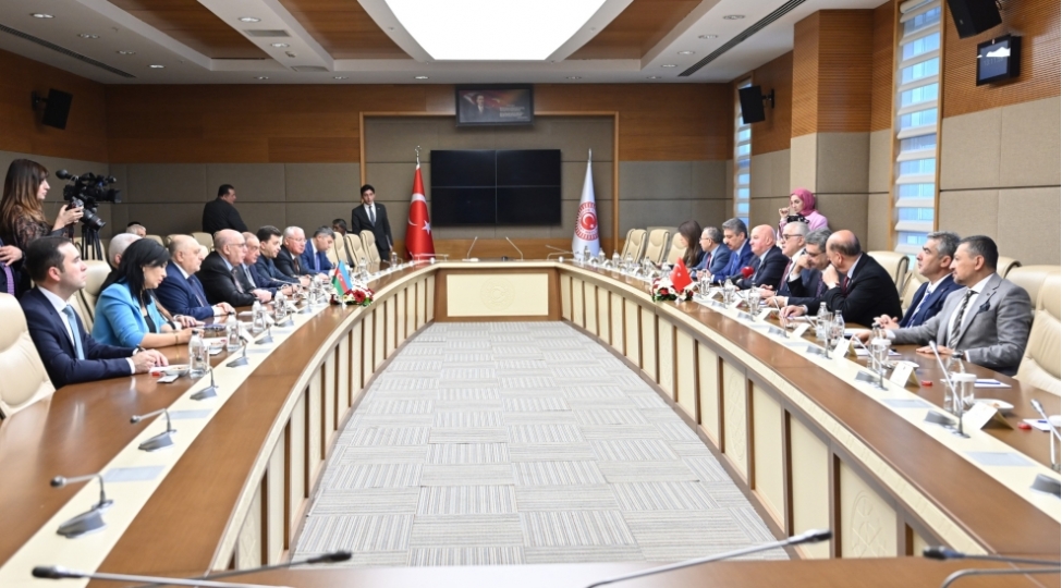 milli-meclisin-turkiye-ile-elaqeler-uzre-ishchi-qrupunun-uzvleri-tbmm-in-azerbaycanla-dostluq-qrupunun-uzvleri-ile-gorushubler