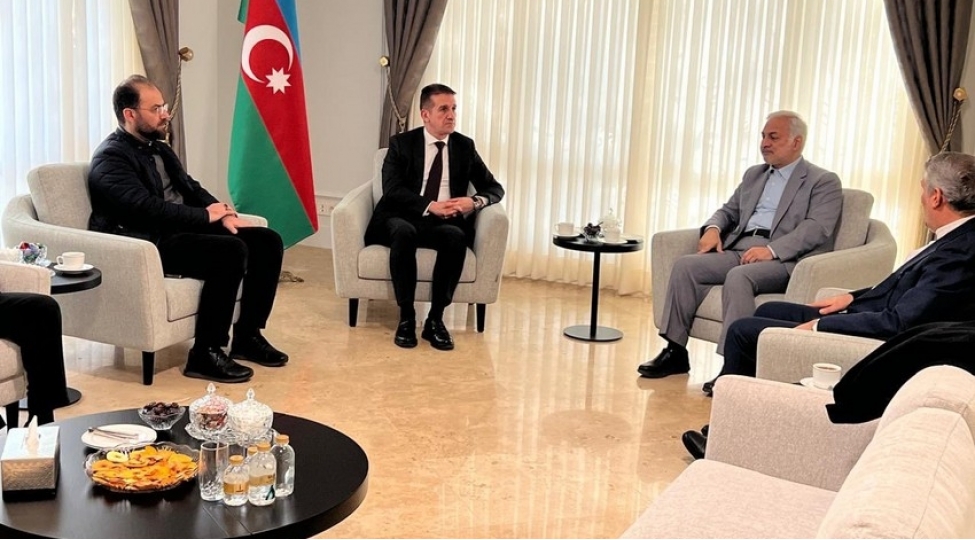 iranin-xarici-ishler-nazirinin-muavini-azerbaycan-sefirliyini-ziyaret-ederek-bashsagligi-verib