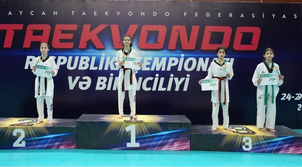 taekvondo-uzre-azerbaycan-chempionati-ve-birinciliyininqalibleri-mueyyenleshib