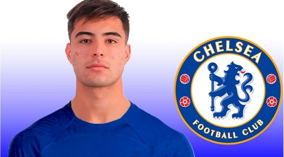 chelsi-aaron-anselminonu-geri-chagirib