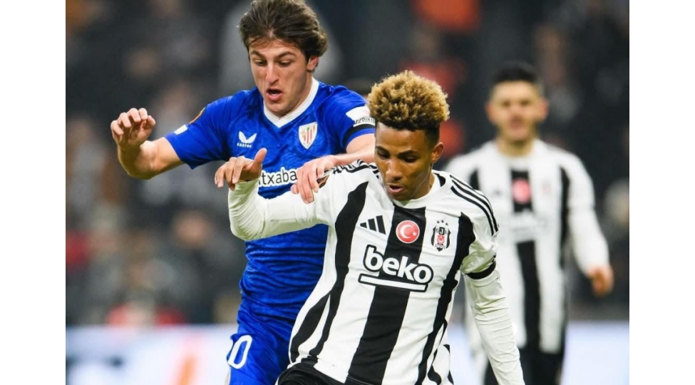 beshiktash-dogma-meydanda-ispaniya-klubunu-meglub-edib