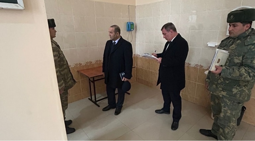 mudafie-nazirliyinin-qusar-rayonunda-yerleshen-intizam-xarakterli-herbi-hissesine-bashchekme-heyata-kechirilib