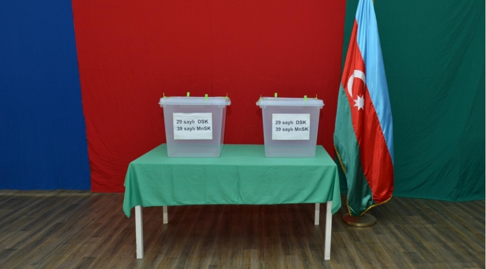 cezachekme-muessiselerinde-sesverme-prosesi-kechirilib-omurluk-mehkumlar-da-ses-veribler