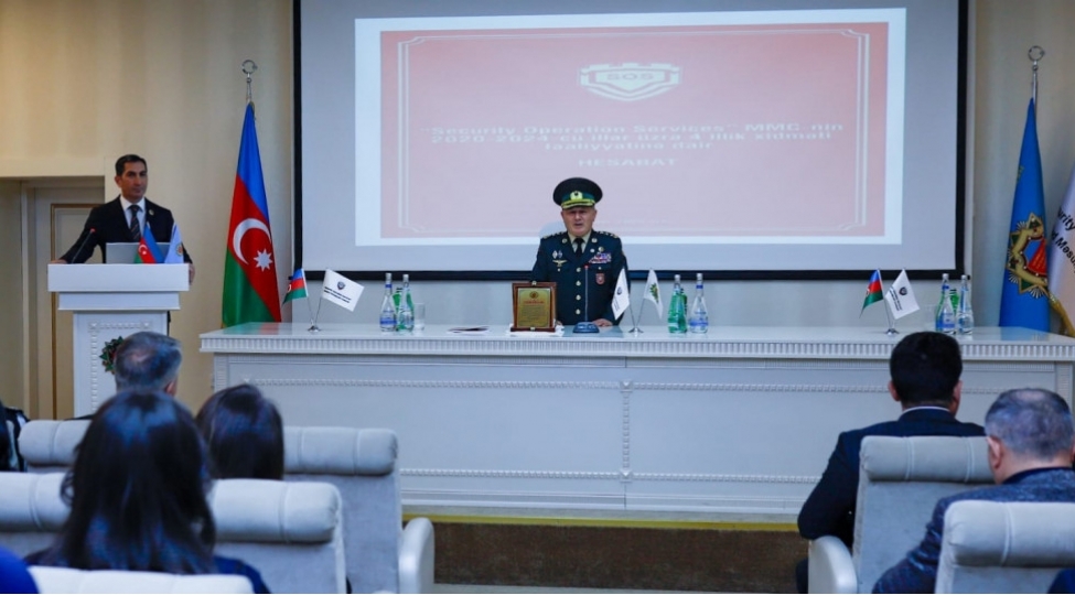 celil-xelilov-sosmmc-de-yeni-fealiyyete-bashlayan-bir-qrup-veterana-uzvluk-vesiqesi-teqdim-edib-foto