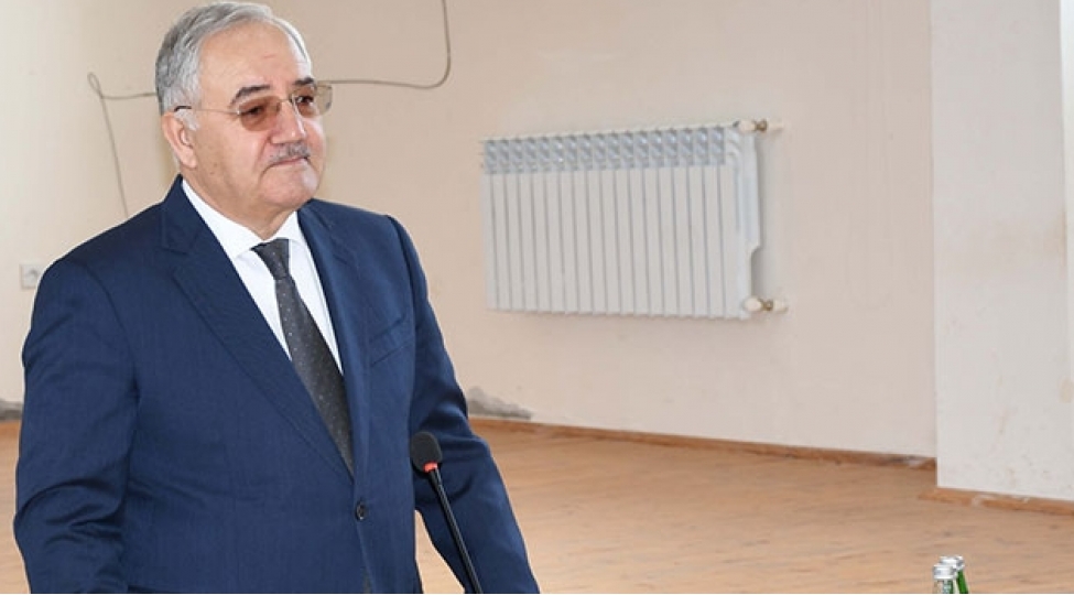 vaqif-hesenovun-novbeti-seyyar-qebulu-kechirildi