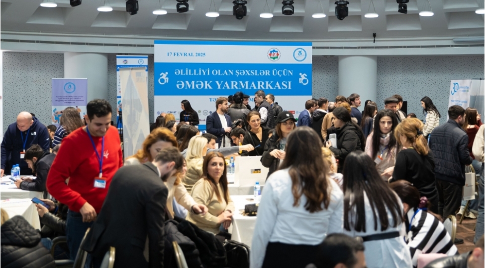 elillerin-hazirladigi-mehsullardan-ibaret-yarmarka-teshkil-edilib