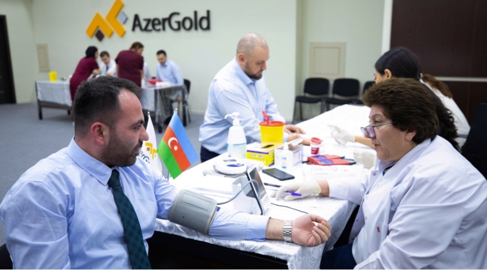 azergold-qsc-de-novbeti-qanverme-aksiyasi-kechirilib