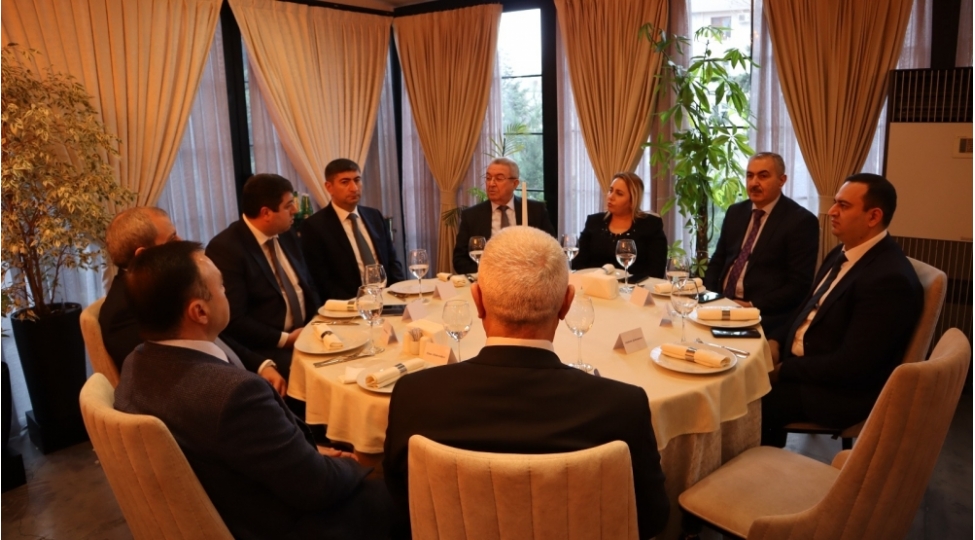 32-illik-sheref-ve-qurur-tarixi