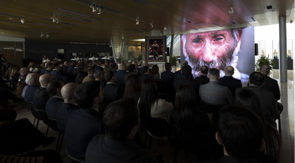 azergold-ve-milli-xalcha-muzeyi-xocali-soyqirimi-ile-bagli-anim-tedbiri-kechirib