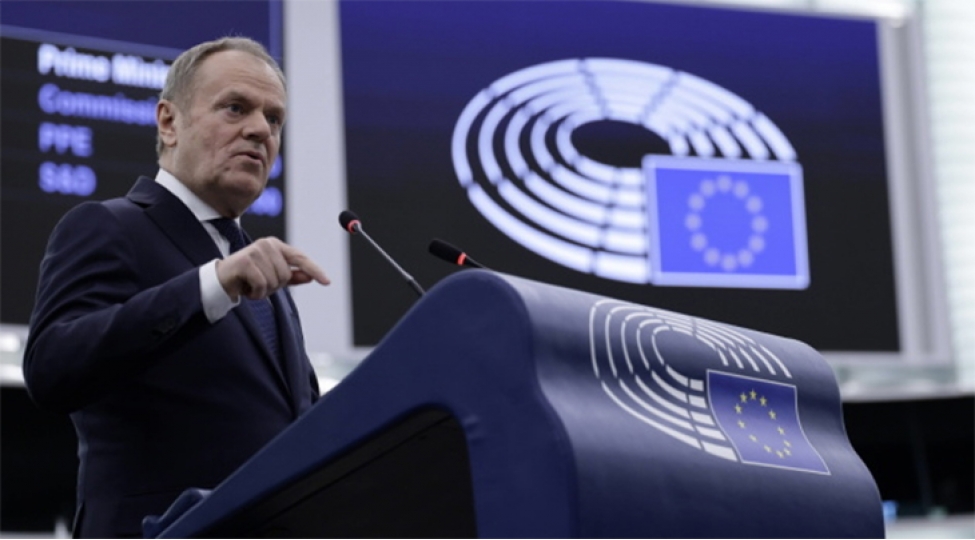 tusk-dunya-siyasetine-etibarsizliq-qeddarliq-ve-eqoizm-qayidir