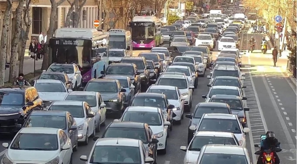 bakida-24-yolda-sixliq-mushahide-edilir