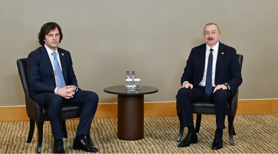 prezident-ilham-eliyev-antalyada-gurcustanin-bash-naziri-irakli-kobaxidze-ile-gorushub-yenilenib