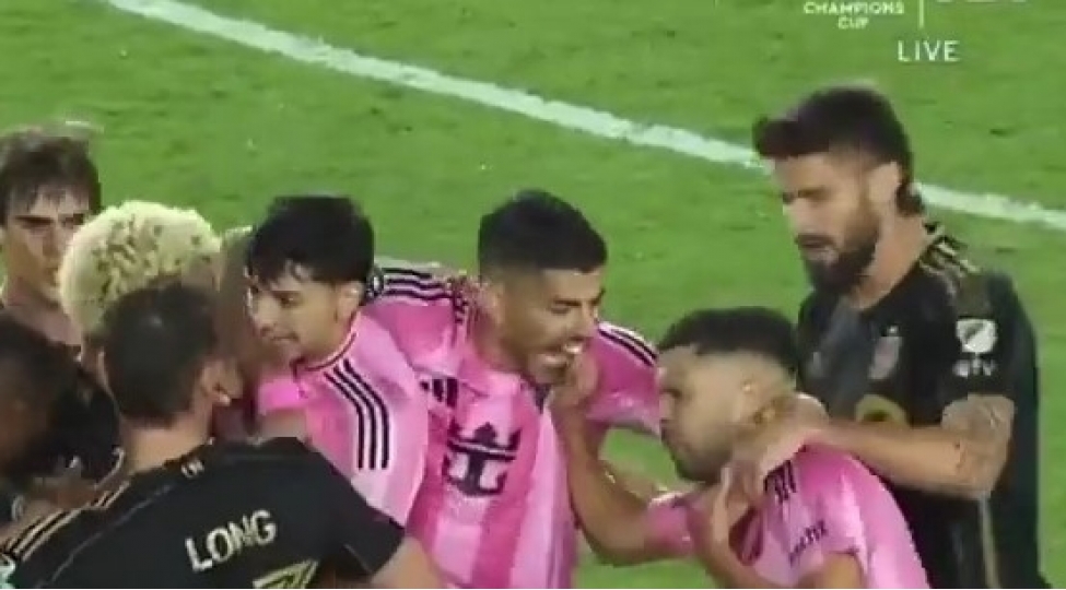 suares-bu-defe-jordi-albani-dishledi