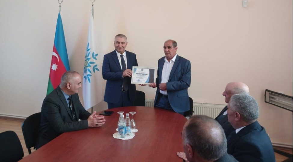 yap-qobustan-rayon-teshkilatinda-partiya-veterani-elisefa-cebiyevin-70-illik-yubileyi-qeyd-olunub