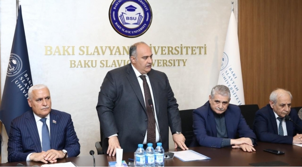 bsu-da-akademik-zerife-eliyevanin-xatiresine-hesr-olunmush-nur-sachan-omur-adli-deyirmi-masa-kechirilib