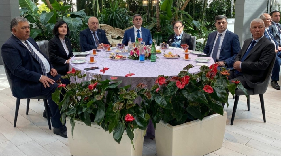 xezer-rayonunda-gorkemli-oftolmoloq-zerife-xanim-eliyevanindogum-gunu-munasibetile-tedbir-kechirilib