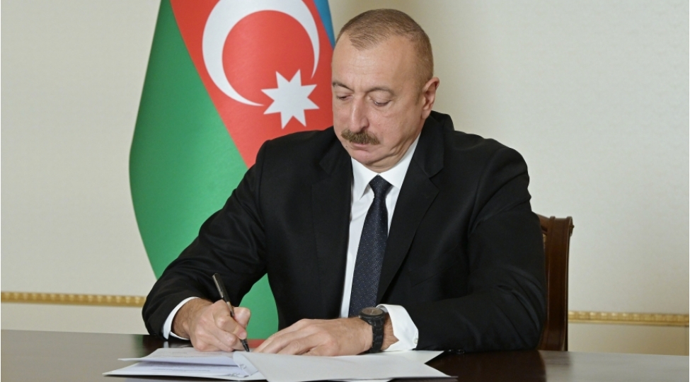 emircan-qesebesinde-yerleshen-imam-mescidindetemir-berpa-ishleri-gorulecek-serencam