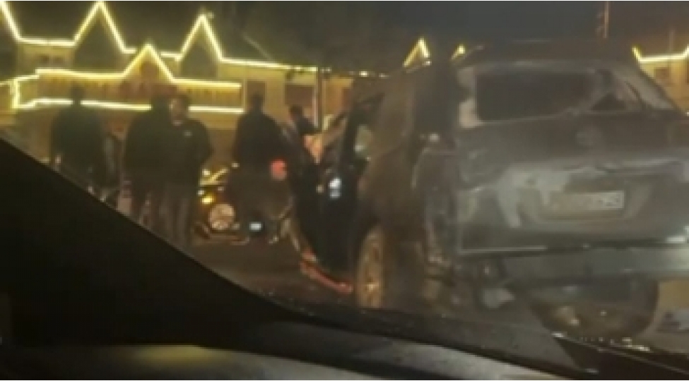 qubada-avtomobil-sekiye-chirpilib-olen-ve-yaralanan-var