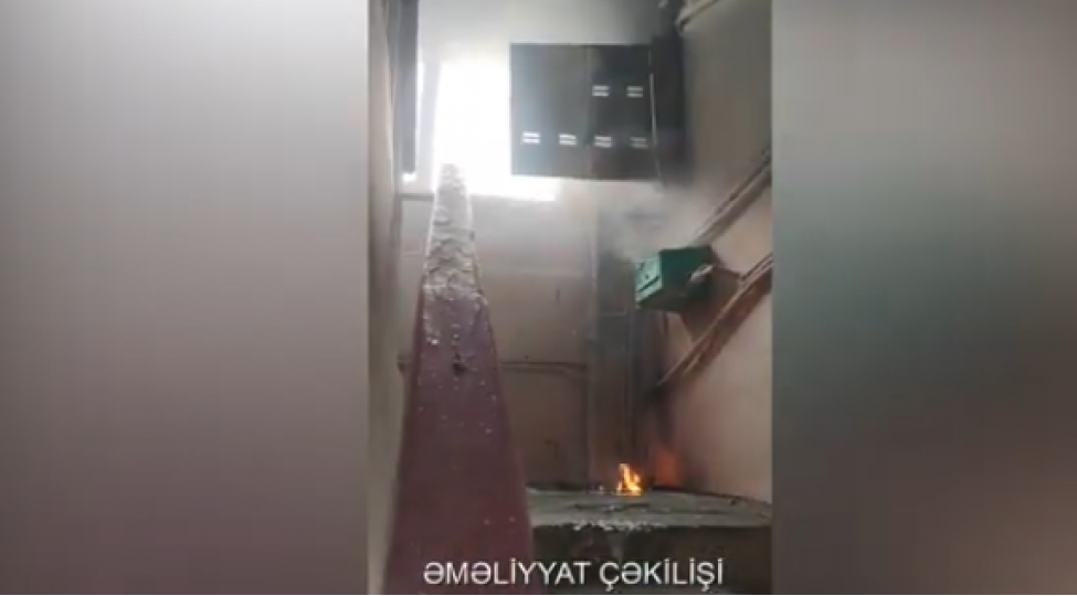 sumqayitda-yashayish-binasinda-yangin-olub-video