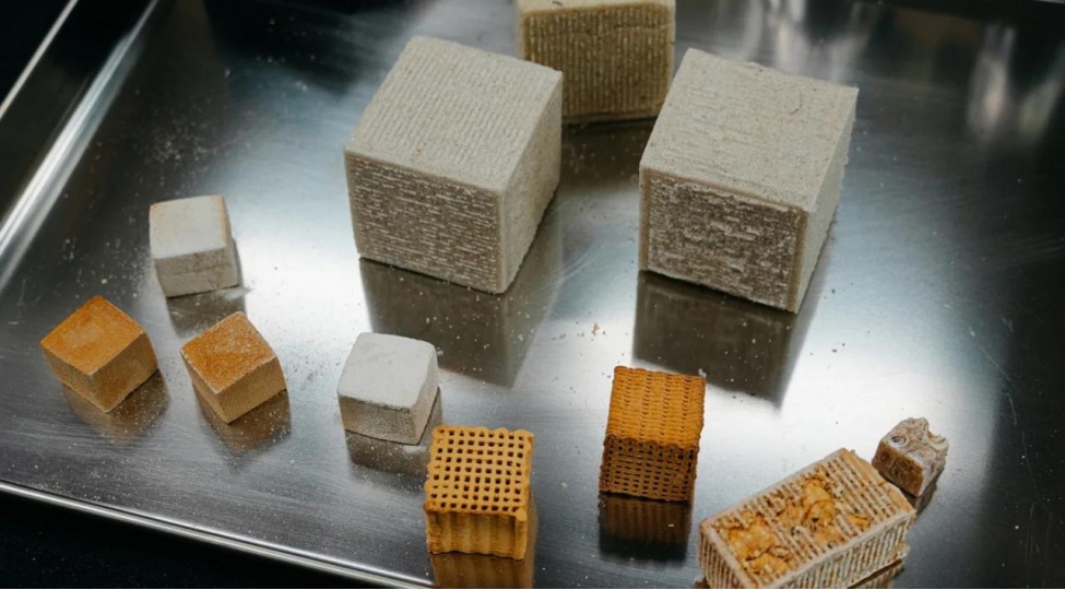 tikinti-senayesinde-inqilab-sement-evezine-gobelek-kerpic