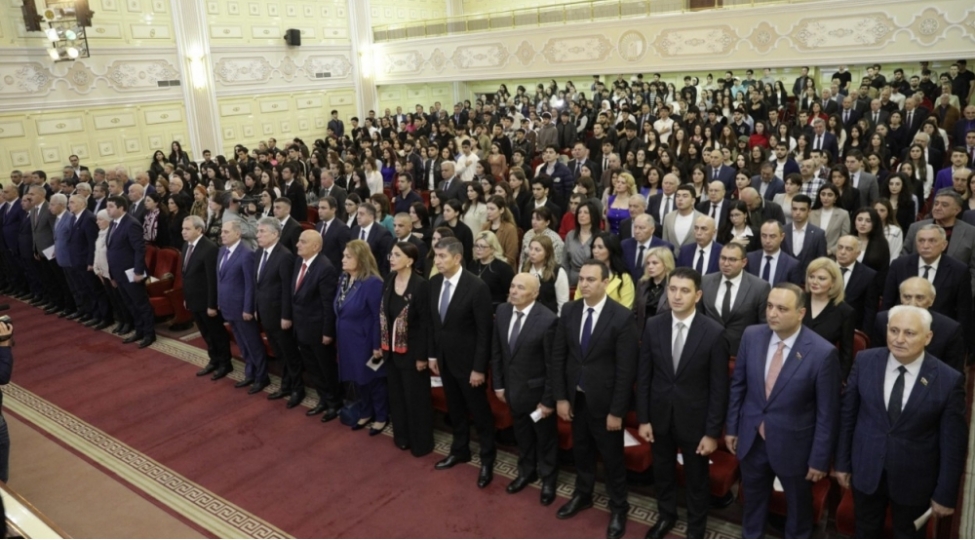 ulu-onder-heyder-eliyevin-siyasi-irsi-qudretli-dovletin-esaslari-foto