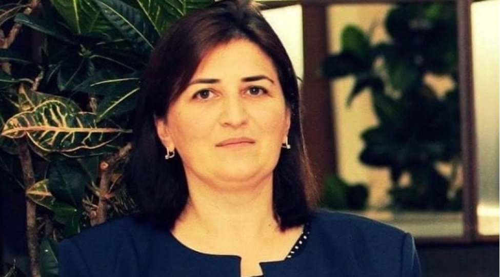 ikiterefli-munasibetlerde-qarshiliqli-emekdashliq-vacib-ehemiyyet-kesb-edir