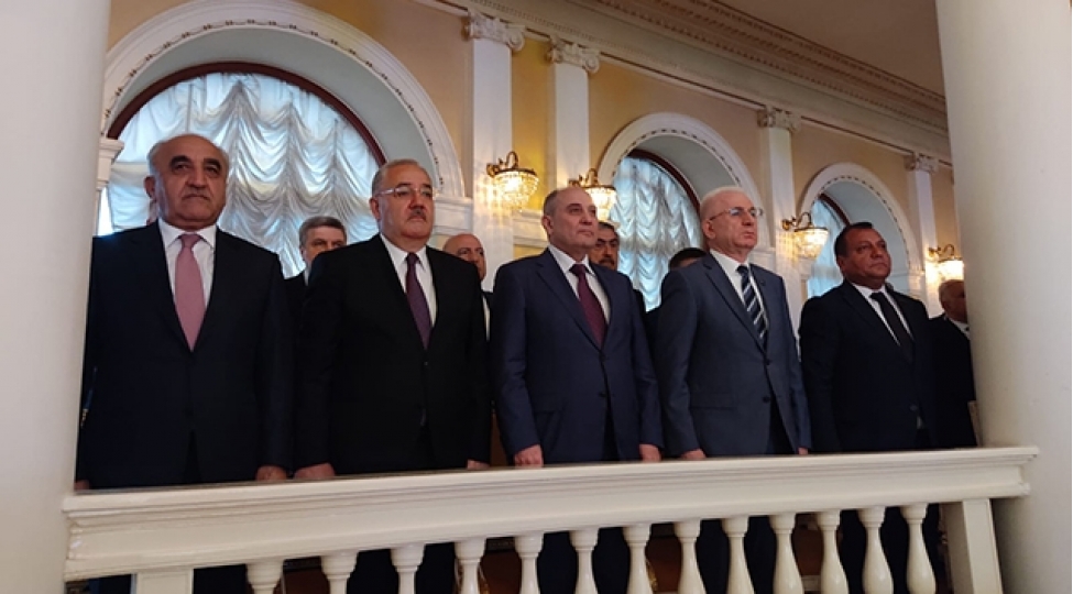 ulu-onderin-102-illiyine-hesr-olunmush-konsert-proqrami-fotolar