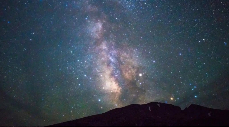 alimler-gunesh-sisteminde-doqquzuncu-planetin-mumkun-namizedini-ashkar-edibler