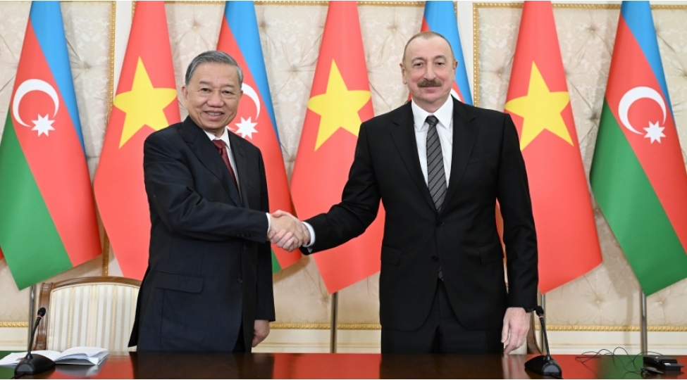azerbaycanvyetnam-elaqelerinin-strateji-musteviye-kechdiyini-numayish-etdiren-muhum-diplomatik-addim