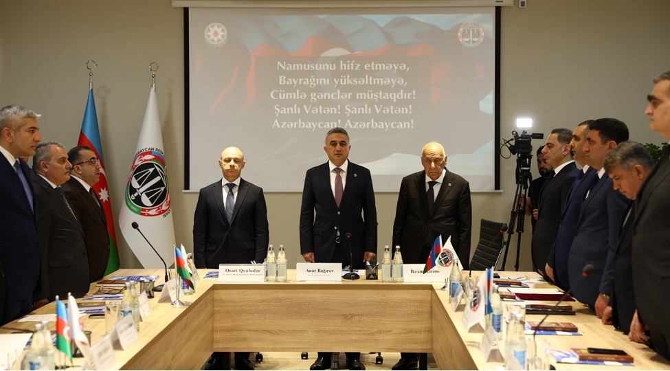 gencede-muasir-konstitusiyamizin-banisi-ulu-onder-heyder-eliyev-movzusunda-elmi-praktiki-konfrans-kechirilib