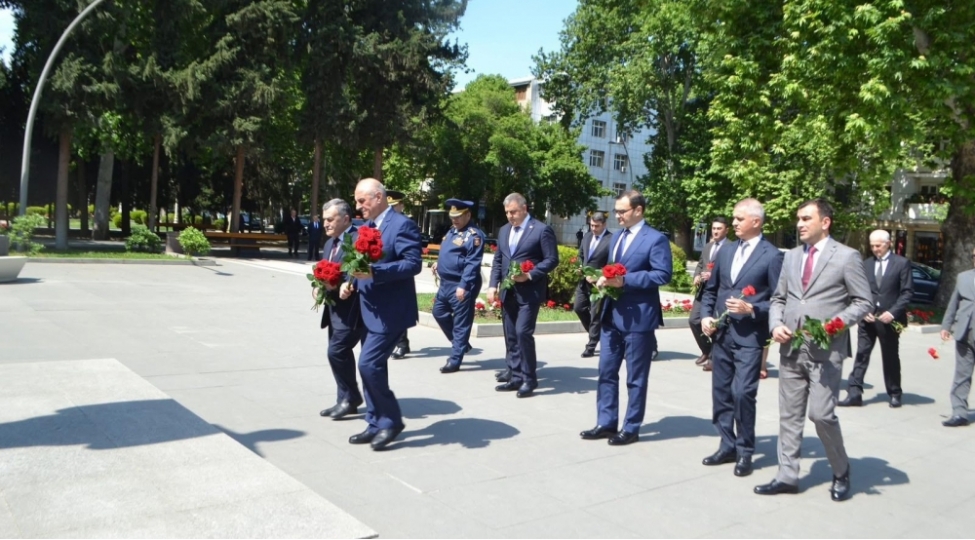 mingechevirde-umummilli-lider-heyder-eliyevin-anadan-olmasinin-102-ci-ildonumu-qeyd-olunub