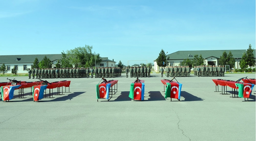 azerbaycan-ordusunda-andichme-merasimleri-kechirilib-fotovideo-7