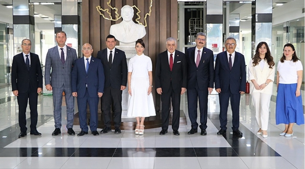 azerbaycan-universitetinde-turkiye-ve-shimali-kipr-numayendeleri-ile-gorush