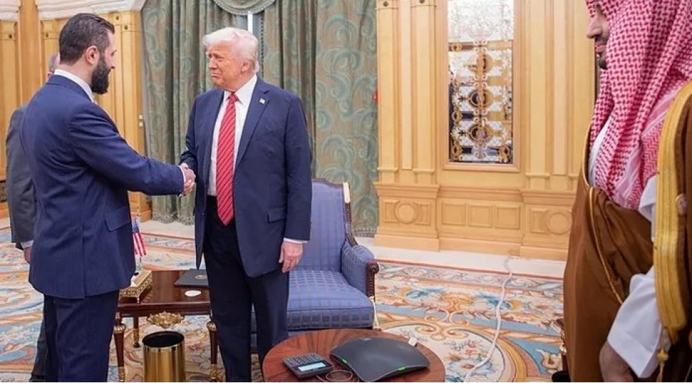 tramp-esh-sharaani-israille-munasibetleri-normallashdirmaga-chagirib