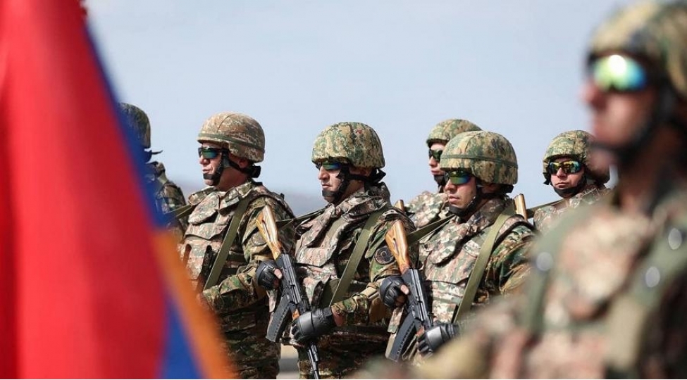 sulh-chagirishlari-fonunda-silahlanma