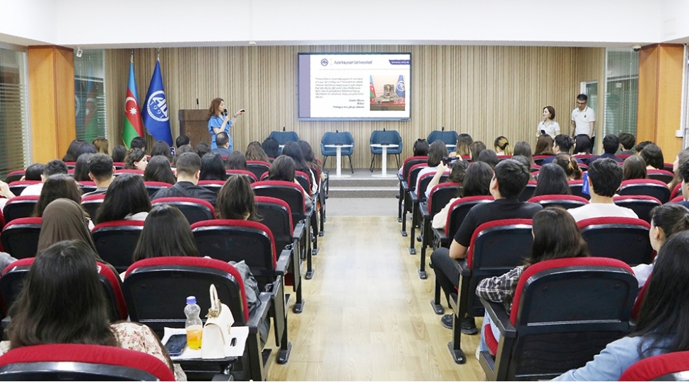 azerbaycan-universitetinde-abituriyentler-uchun-achiq-qapi-gunu-kechirilib
