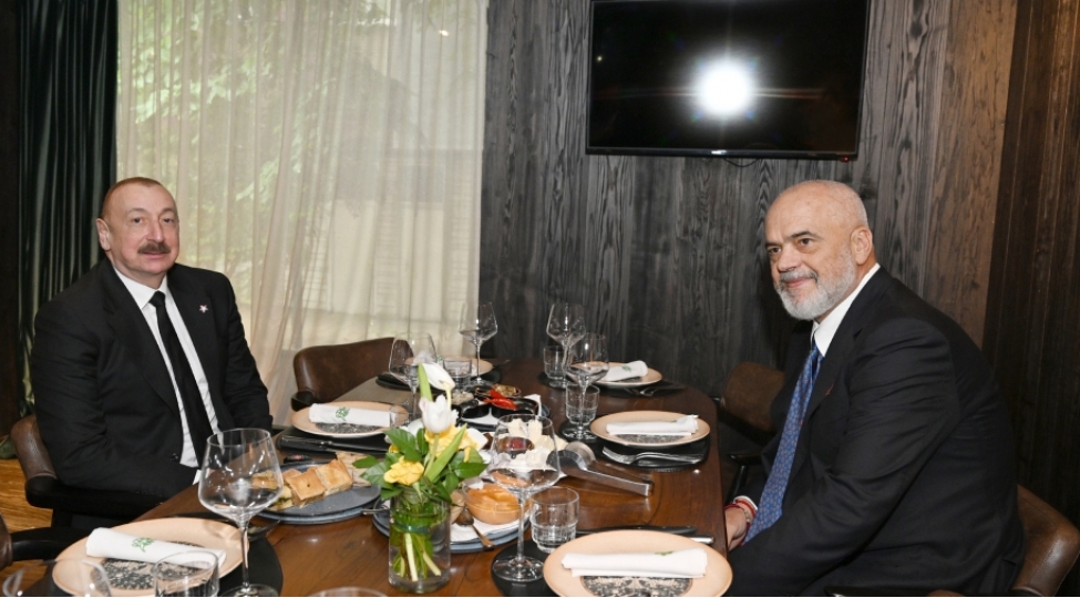 azerbaycan-prezidenti-ilham-eliyevle-albaniyanin-bash-nazirinin-ishchi-nahar-esnasinda-gorushu-olub