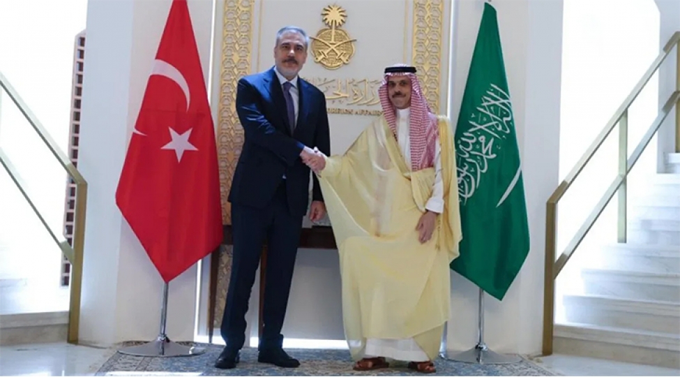 fidan-seudiyyeli-hemkari-ferhan-el-seud-ile-gorushub