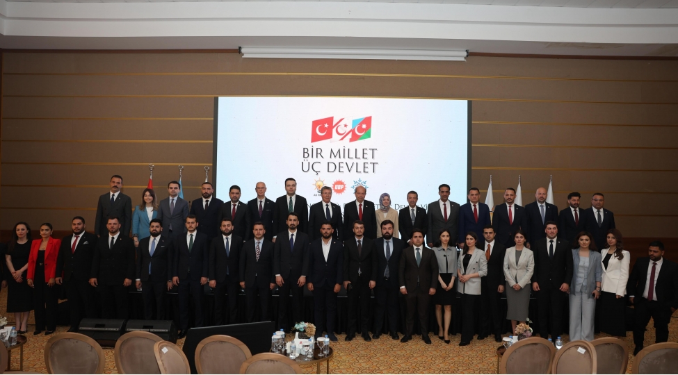 turk-dunyasinin-genc-gucu-bir-millet-uch-dovlet-vizyonu-foto