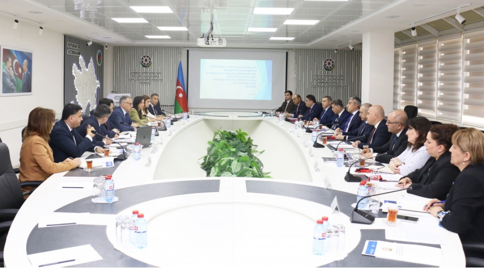 iitkm-de-meshgulluq-strategiyasinin-icrasi-ile-bagli-2024-cu-il-uzre-monitorinqin-neticeleri-muzakire-edilib