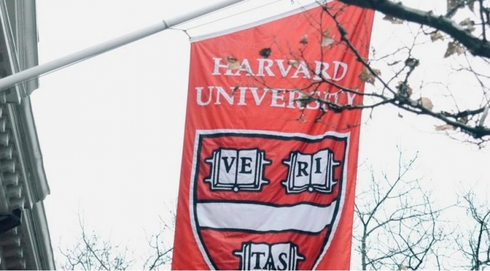 harvard-universitetinin-xarici-olkelerden-telebe-qebul-etmesi-dayandirildi