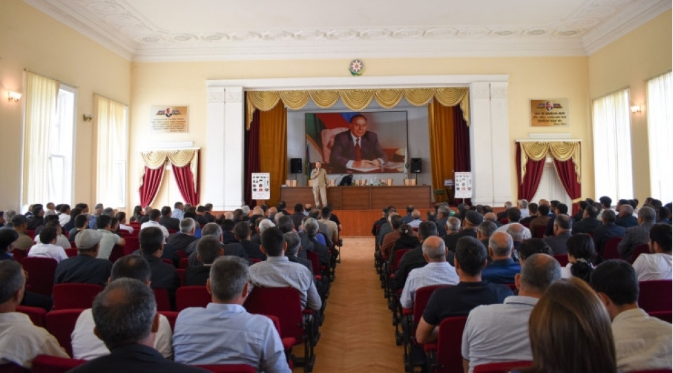 yaylaqlara-koch-edecek-fermerler-uchun-mina-tehlukesizliyi-telimleri-yekunlashib