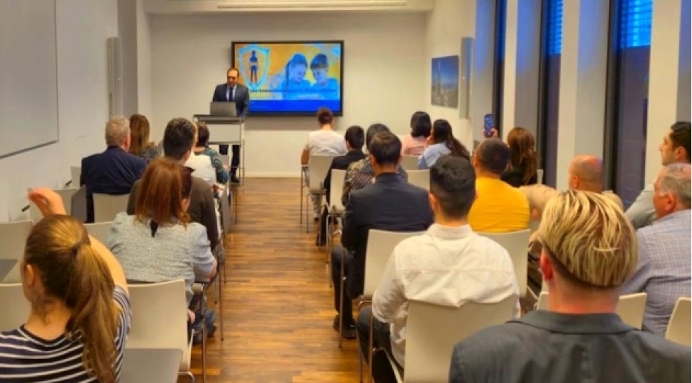 berlindeki-azerbaycan-medeniyyet-merkezinde-kibertehlukesizlik-movzusunda-maariflendirici-tedbir-kechirilib