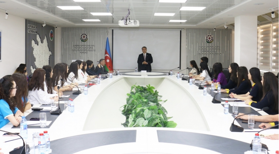 iitkm-de-islahat-konullulerinin-teshebbusu-ile-mezahir-efendiyevle-gorush-kechirilib